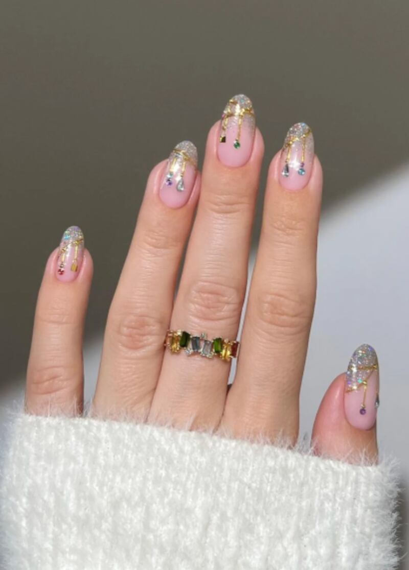 Instagram @thenailologist