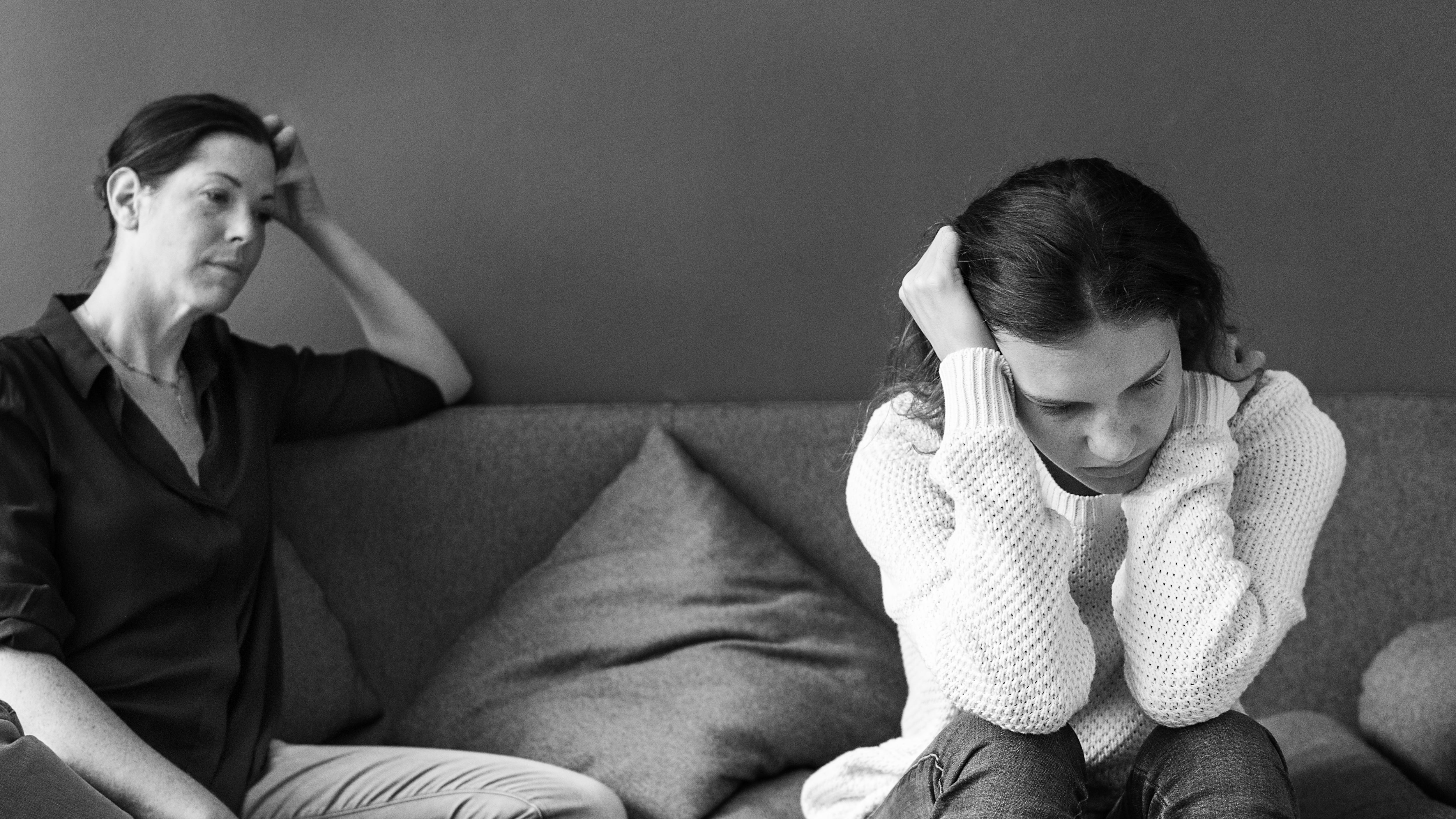 Mãe diz amar a filha, mas não gosta dela como pessoa.