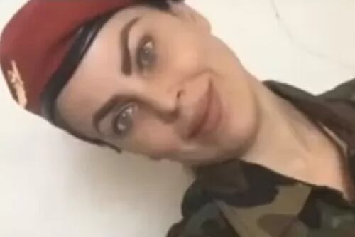 Modelo e sniper brasileira é mais uma vítima da guerra na Ucrânia; ‘Era uma heroína’, diz irmão