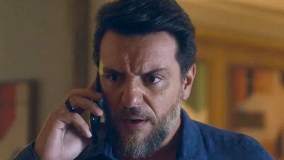 Personagem de Rodrigo Lombardi em "Travessia" vive momento tenso