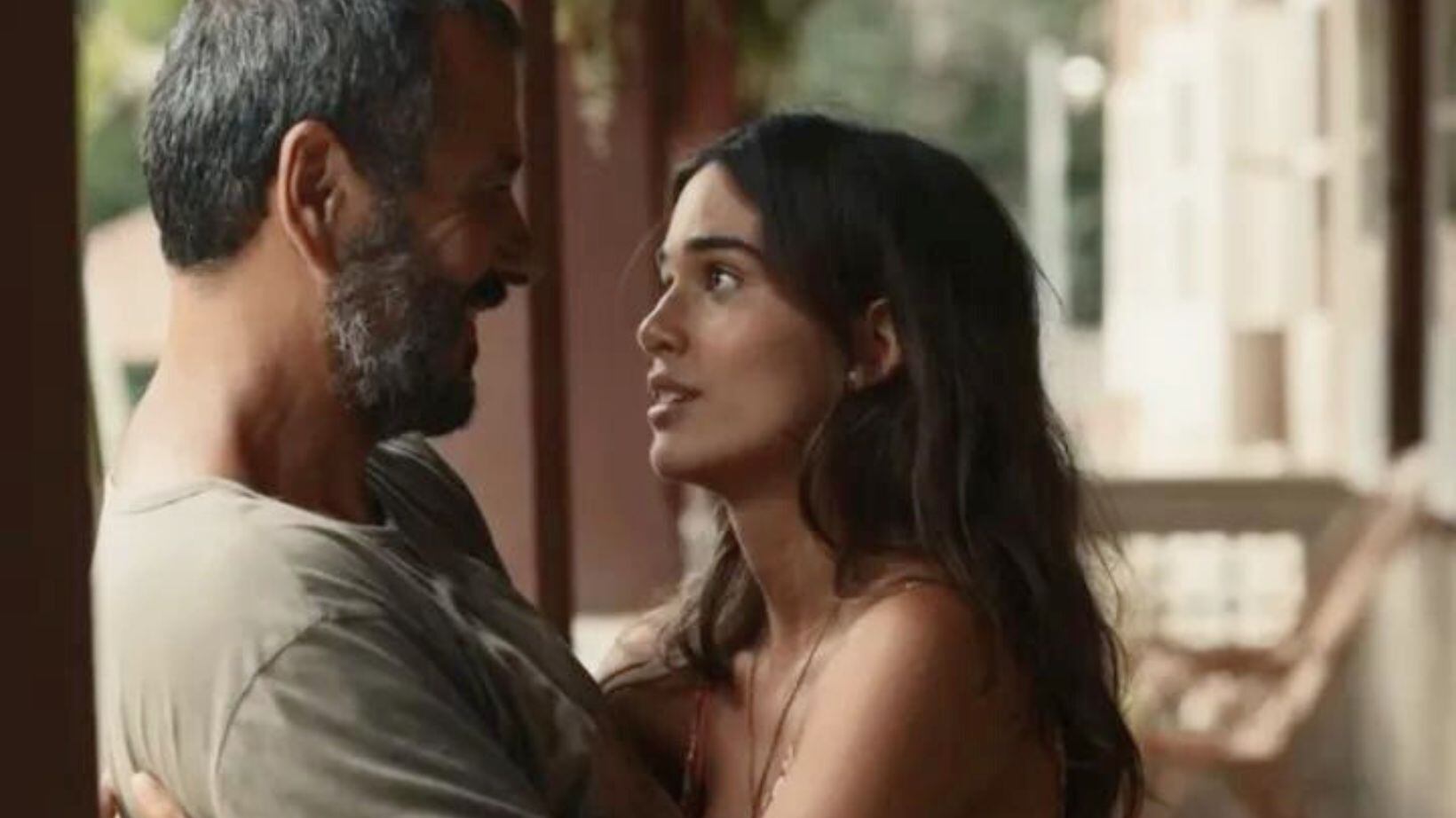 Sandra toma o lugar de Mariana e vira protagonista e ‘it girl do cacau’ da novela Renascer