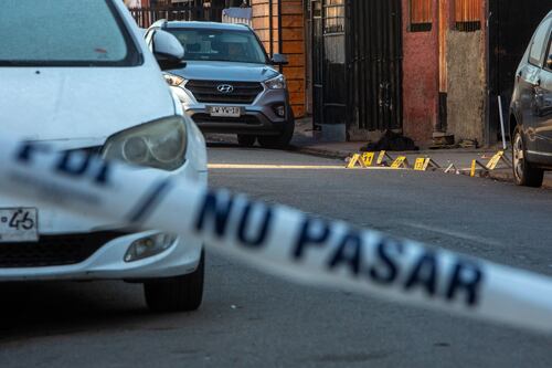Quatro fetos encontrados dentro de uma geladeira em uma casa em Los Angeles