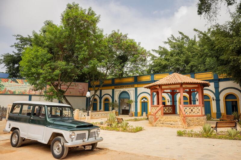 Praça central de Lapão da Beirada, cidade da novela No Rancho Fundo