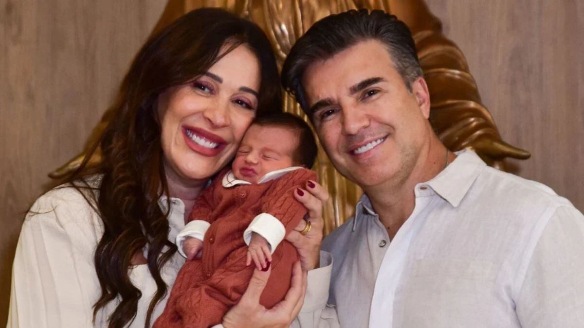 Claudia Raia desabafa sobre críticas à maternidade acima dos 50: “Mil maneiras de ser mãe”