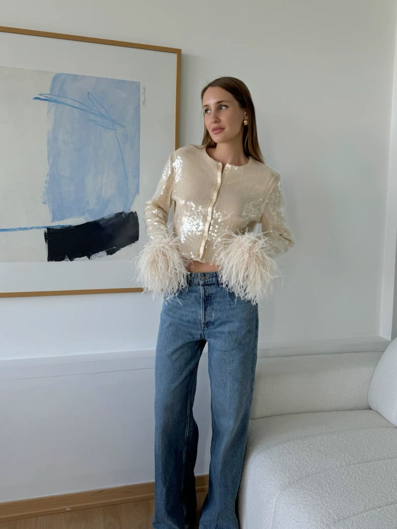 ¿Adiós vestidos de fiesta? La nueva tendencia que mezcla elegancia y comodidad en uno solo