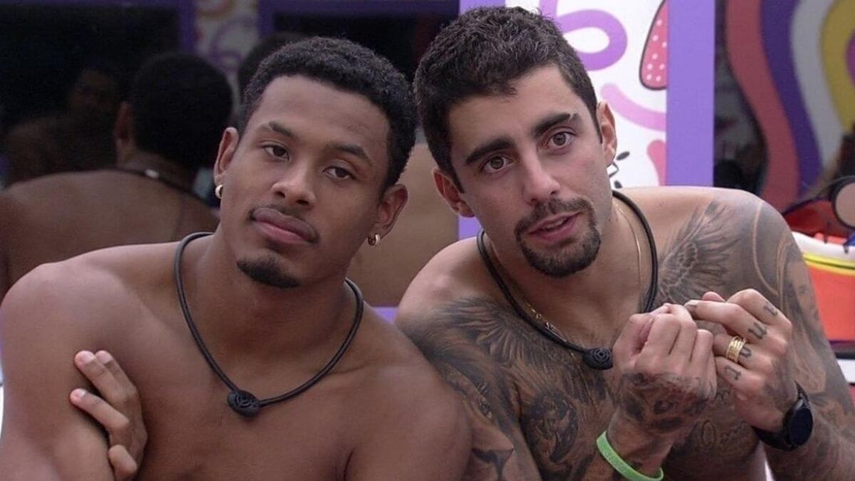 Paulo André e Pedro Scooby caem em golpe no Whatsapp