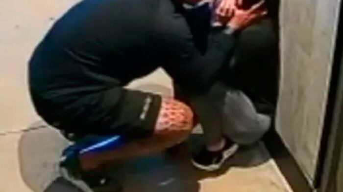 Agressão a ex-namorada foi filmada pelas câmeras da academia