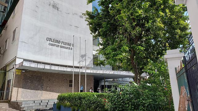 Alunos faziam desafio de internet e foram suspensos