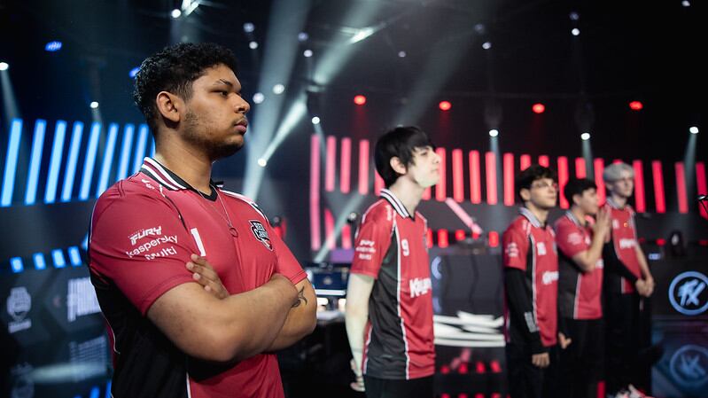 RED Canids vem pra jogo com uma camisa especial.