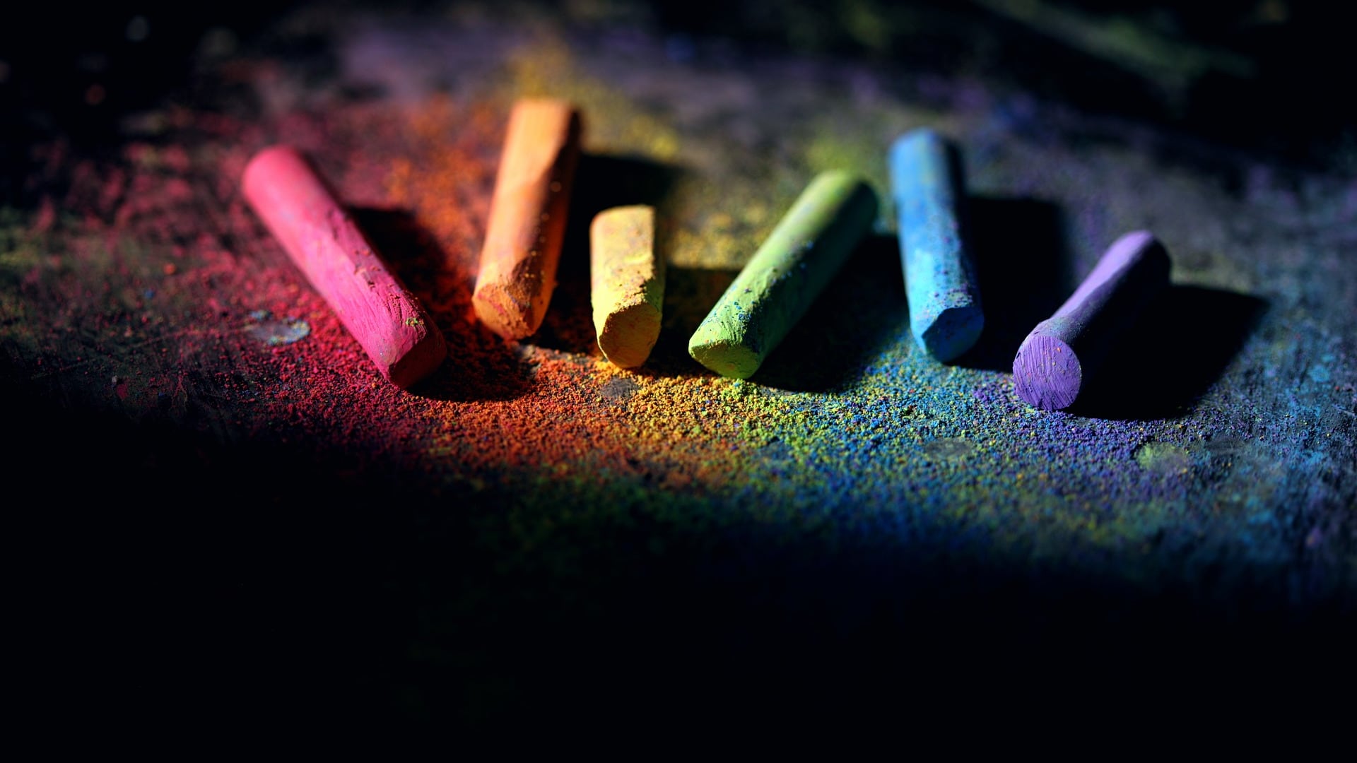 Professor assediava alunos durantes as aulas, diz delegada