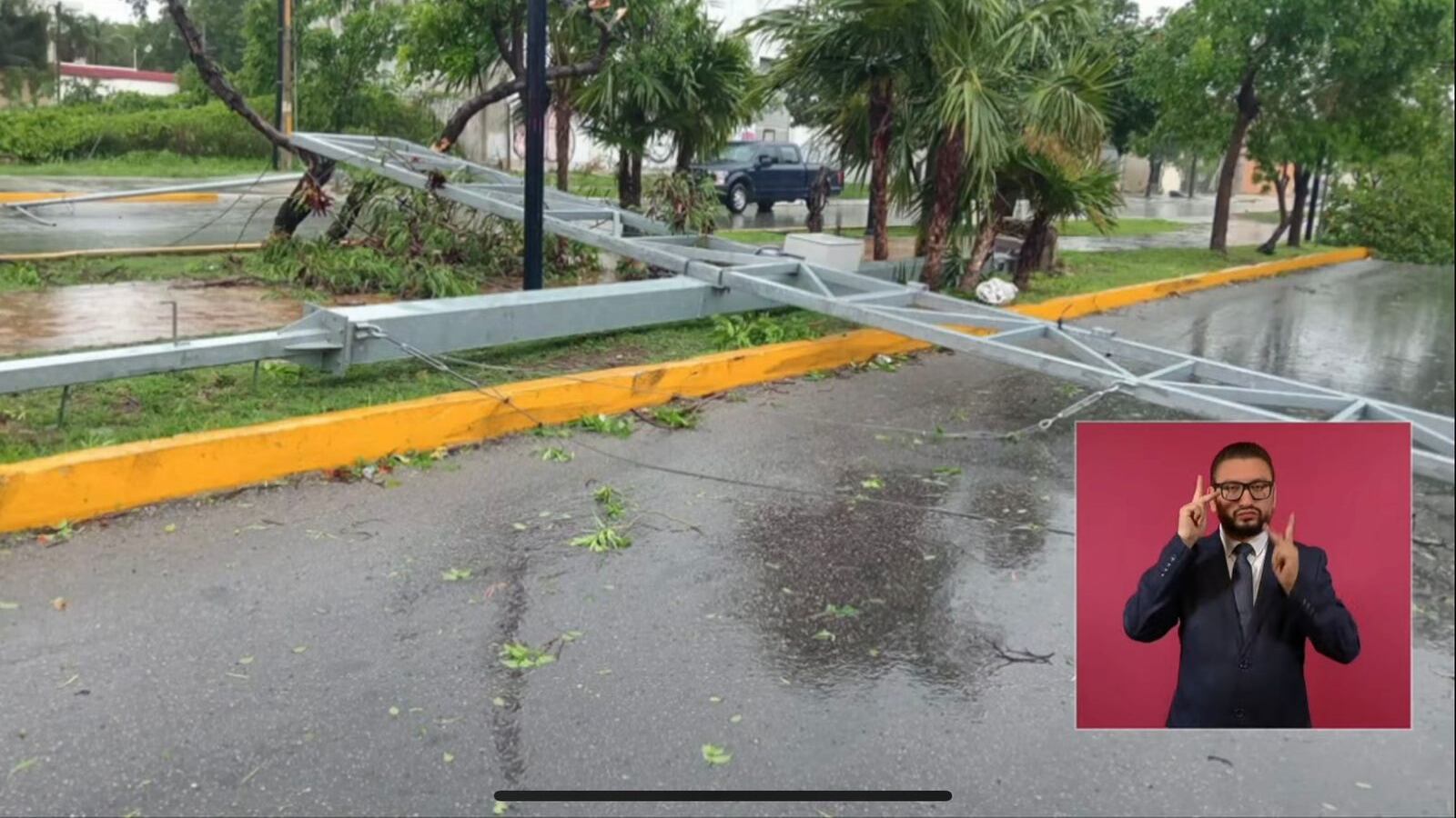 Huracán Beryl AMLO mañanera