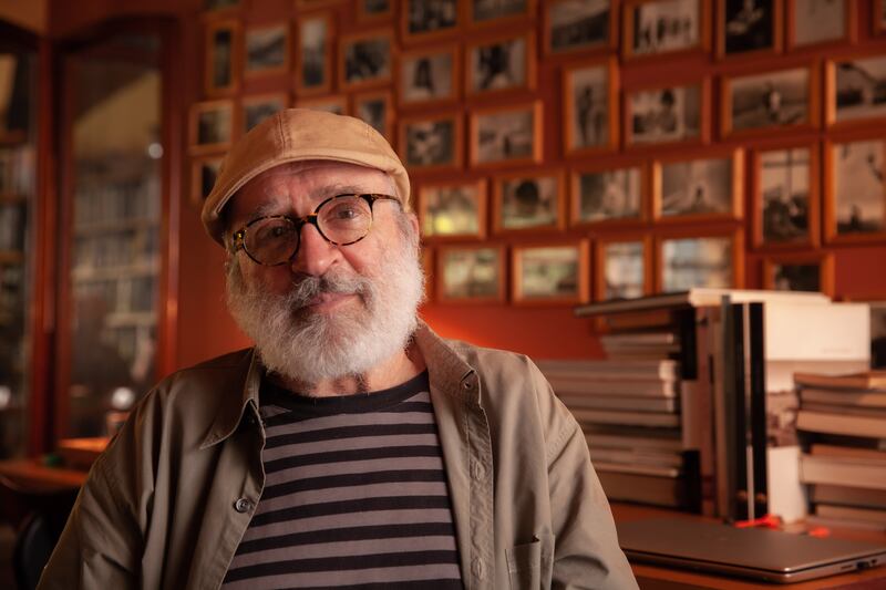 Ele ministra curso de fotografia no Sesc Digital