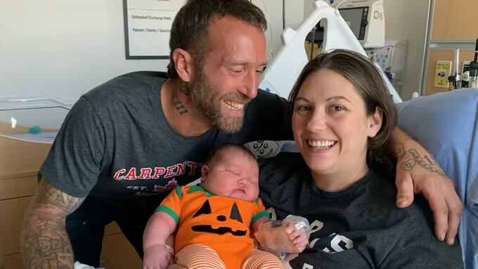 Bebê nasceu com 6,5 quilos no Canadá, sendo o maior do hospital