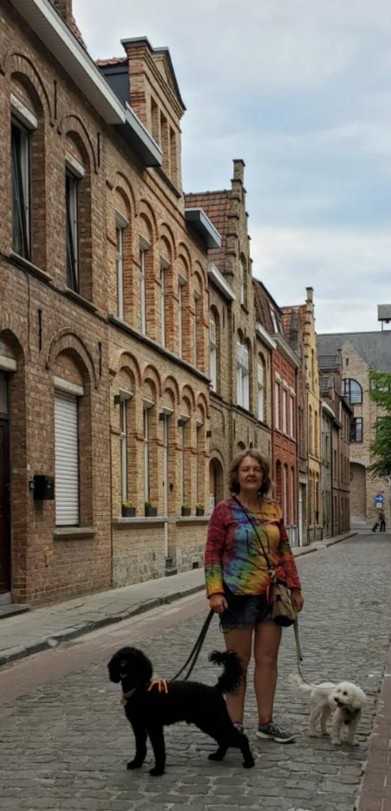 Julie Bedford, Jack e Tinkerbell em viagem pela Europa