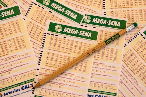 Mega-Sena 2717 paga R$ 5,5 milhões; veja os números sorteados nesta quinta-feira
