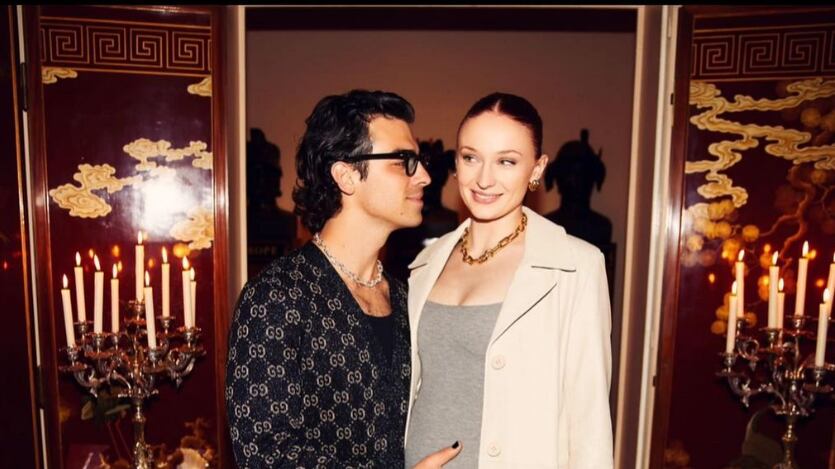 Sophie Turner e Joe Jonas
Fonte: https://www.instagram.com/p/CmzP-LZtGJ-/