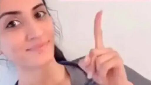 Mulher se passava por médica no TikTok e foi condenada