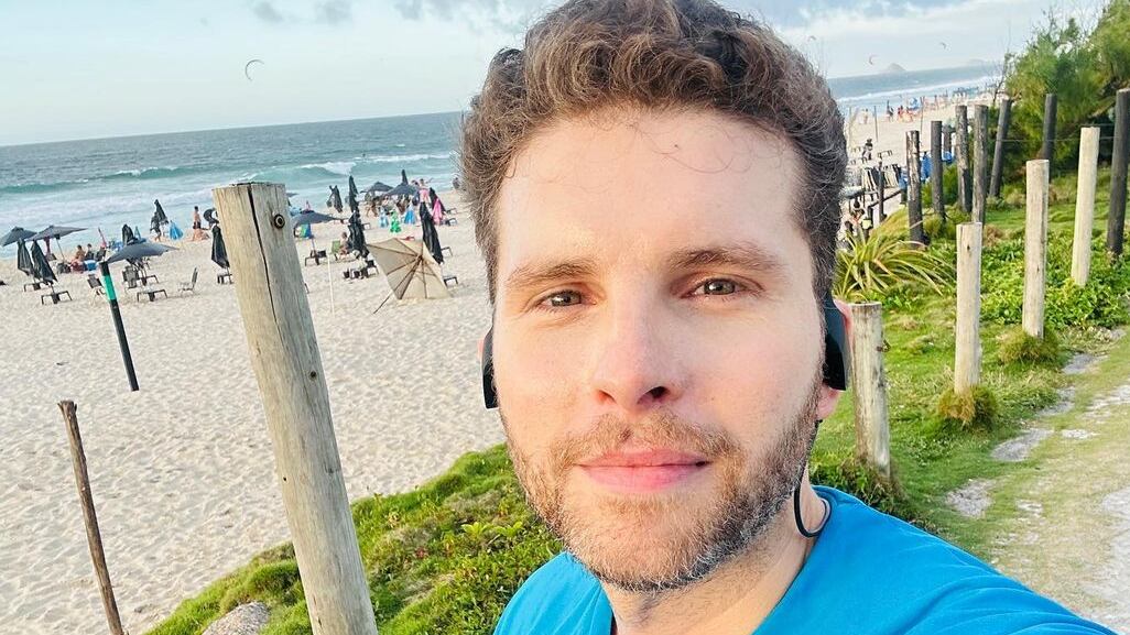 Thiago Fragoso reclama de falta de trabalho na televisão, após rompimento com a TV Globo