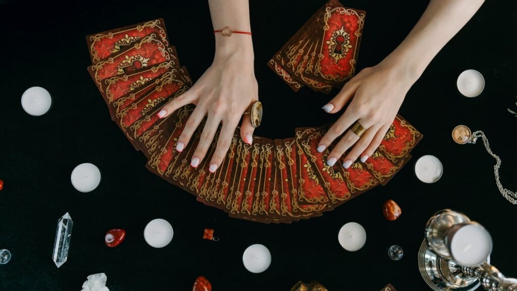 Previsões do Tarot para janeiro de 2024: amor, dinheiro, trabalho e saúde