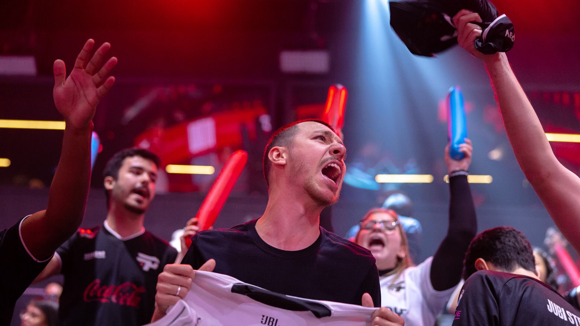 Torcida da paiN Gaming vibra com a classificação para a final da chave superior!