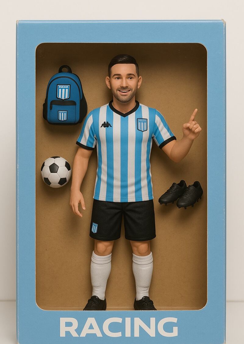 Figura de acción realizada por el ChatGPT - Adrián Maravilla Martínez