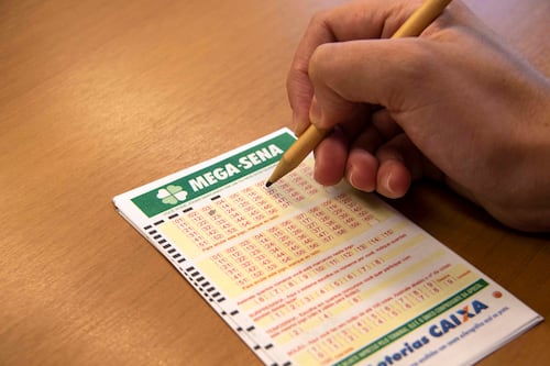 Mega-Sena paga hoje R$ 6,2 milhões