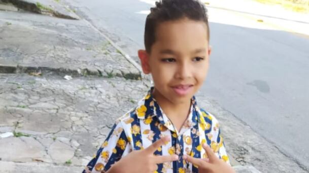 Bala perdida deixa garoto sem movimentos da perna durante Réveillon