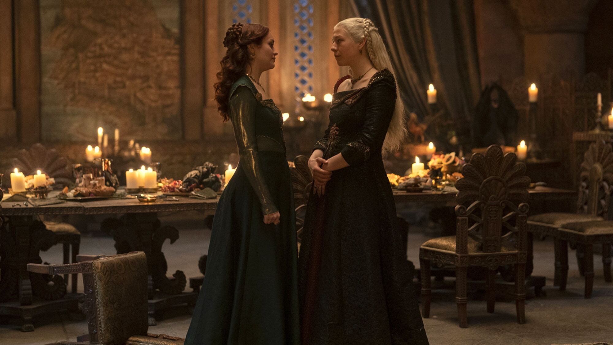 Olivia Cooke e Emma D'Arcy
HBO