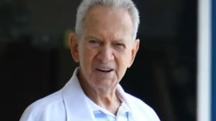 Valdomiro de Sousa se formou em medicina aos 90 anos - Foto: Fábio Lima