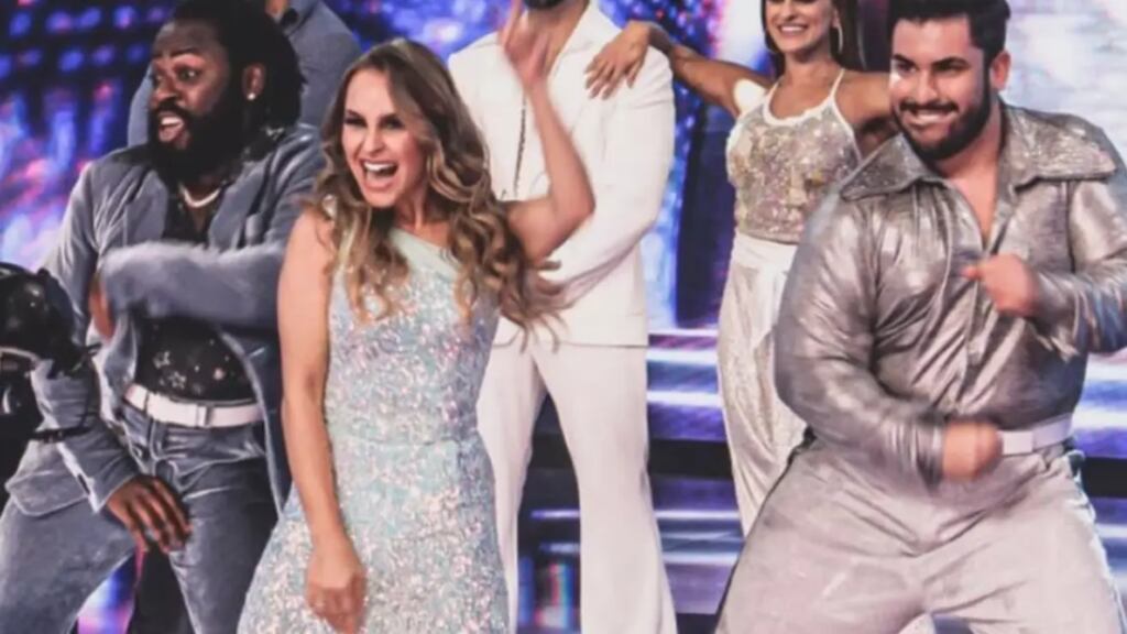 Ao descobrir câncer, Carla Diaz precisou desistir da Dança dos Famosos