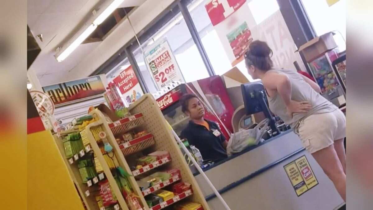 Clientes em Guerra - A&E