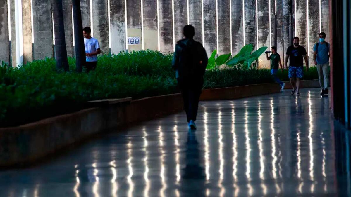 Universidade vai destinar 2% das vagas para pessoas autodeclaradas trans