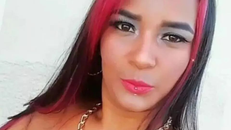 Mulher é estuprada por três homens e enterrada viva