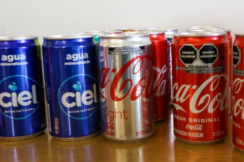 A Coca-Cola vende mais do que nunca: fatura mais de 4 bilhões de caixas de bebidas