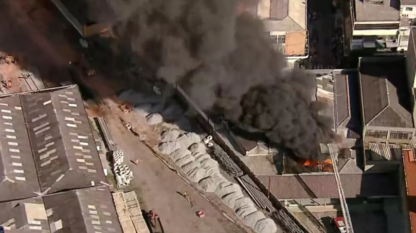 Não há informações sobre feridos.