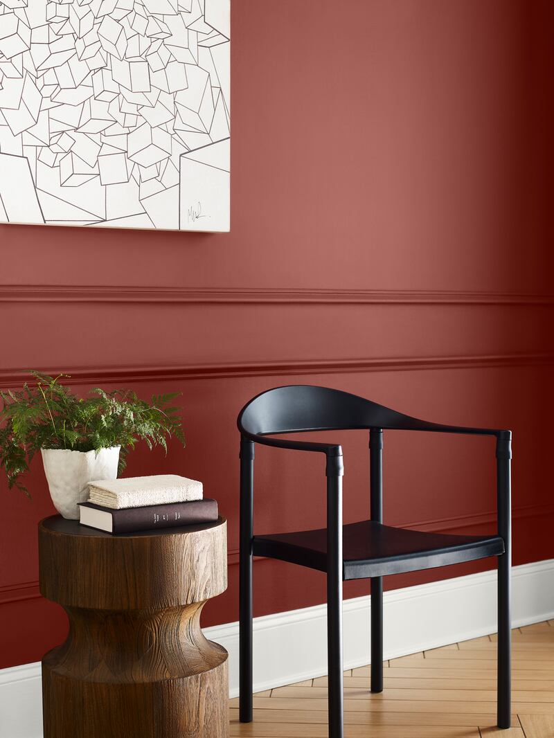 Inicia el año con estilos y cosas nuevas, es por ello que te compartimos los colores que estarán en tendencia este año y algunos consejos para que los puedas adaptar a tus espacios y estilo favorito