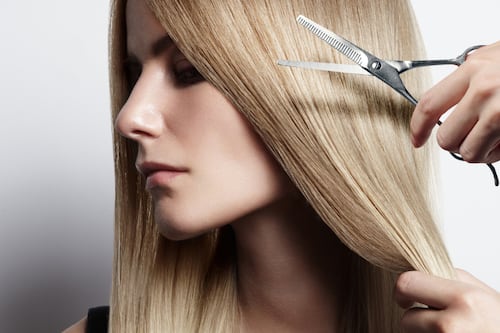 Conheça o corte “Christy” que será tendência: suaviza os traços e rejuvenesce a aparência