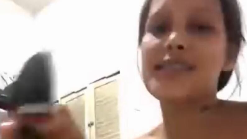 Ela gravou o momento.