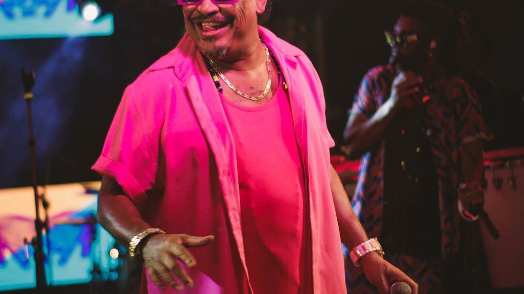 Compadre Washington passa mal durante show