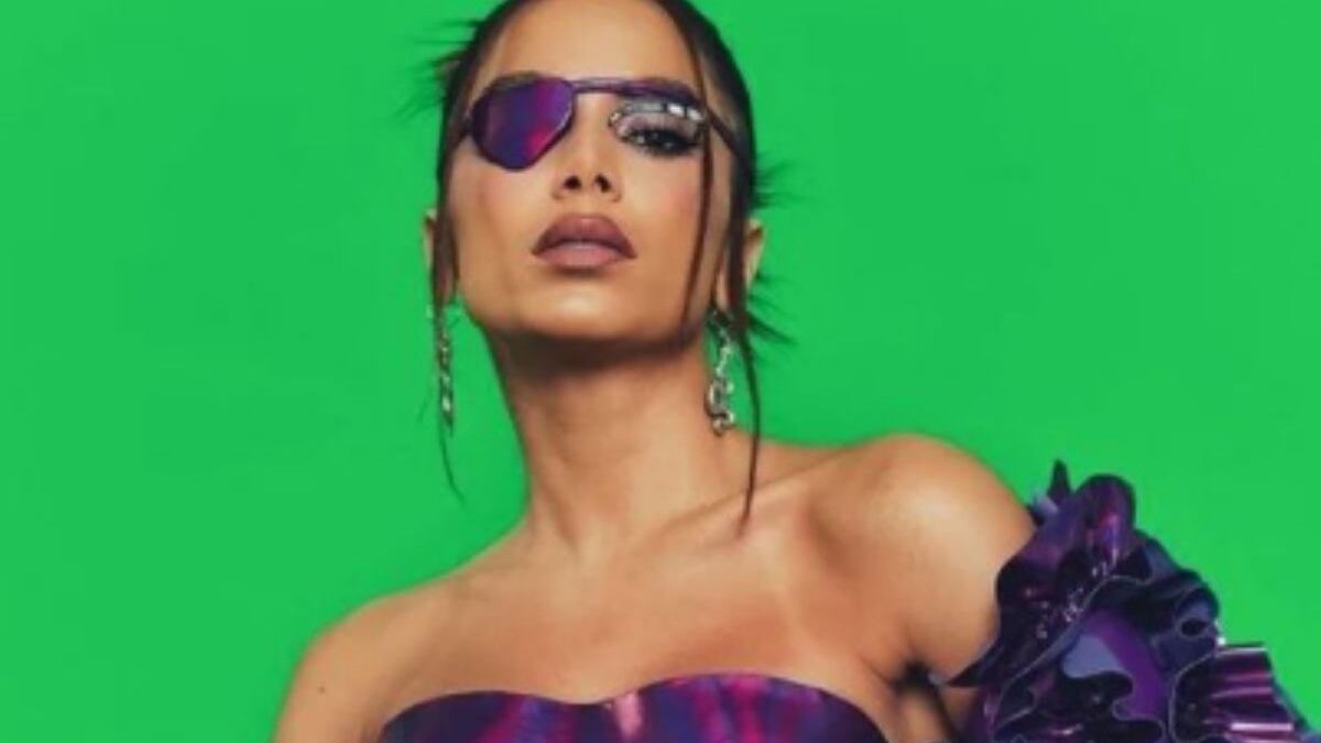 Famosos celebram primeiro lugar de Anitta com música 'Envolver'
