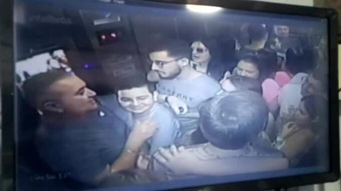 Elevador com 11 pessoas despenca em Maceió