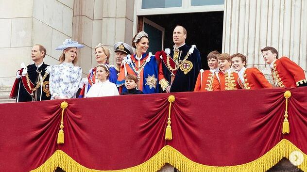 O duque de Sussex não compareceu à varanda ao lado da família
Foto: @princeandprincessofwales