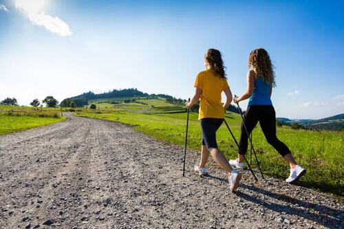 Exercícios para fazer em casal: conquiste um corpo atlético junto com a sua pessoa especial