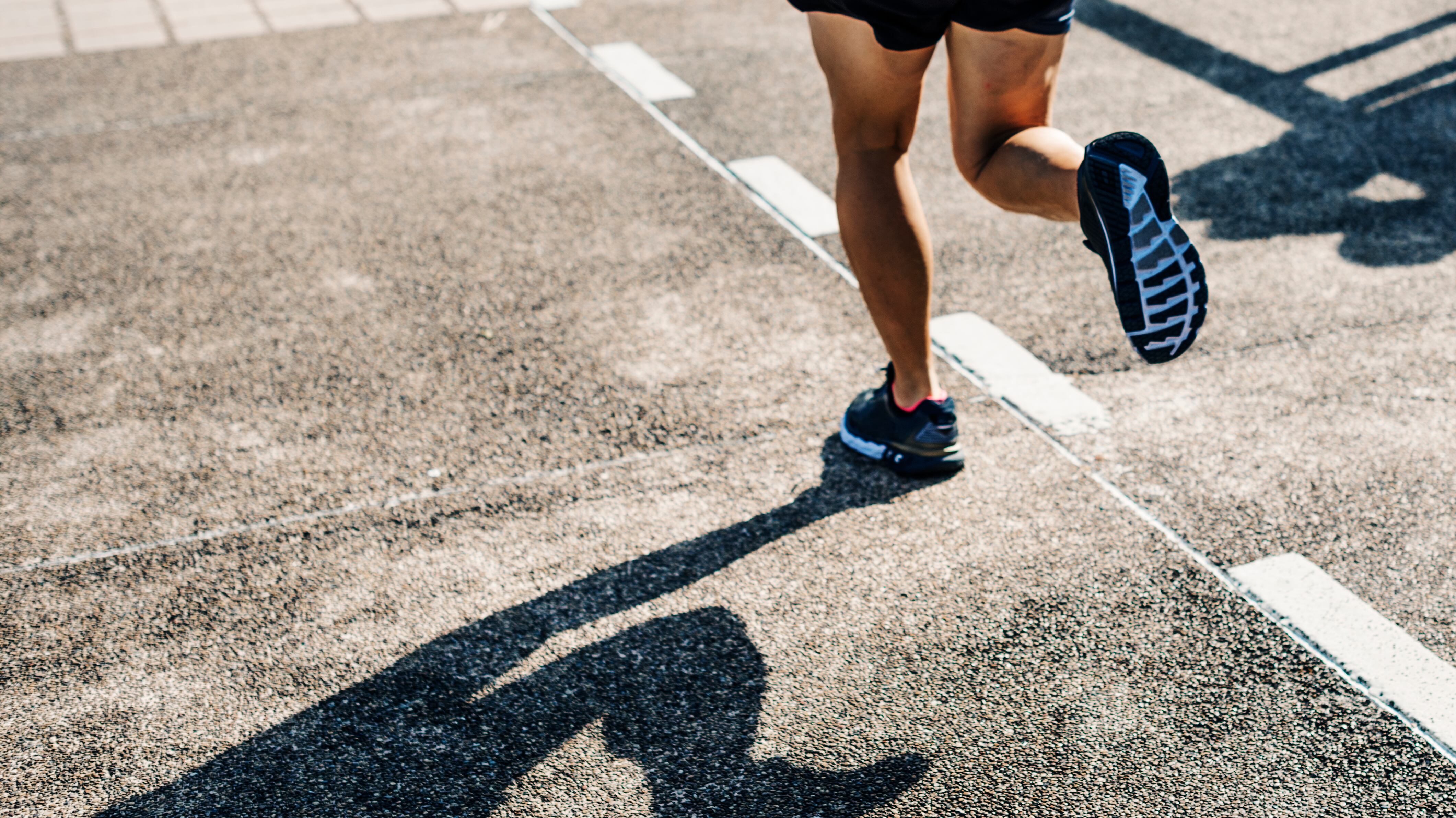 Candidatos a policial morrem em exame físico de corrida de resistência em MG