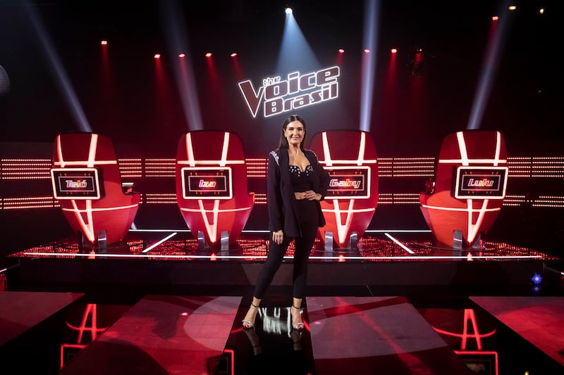 Fátima Bernardes no palco do "The Voice Brasil"