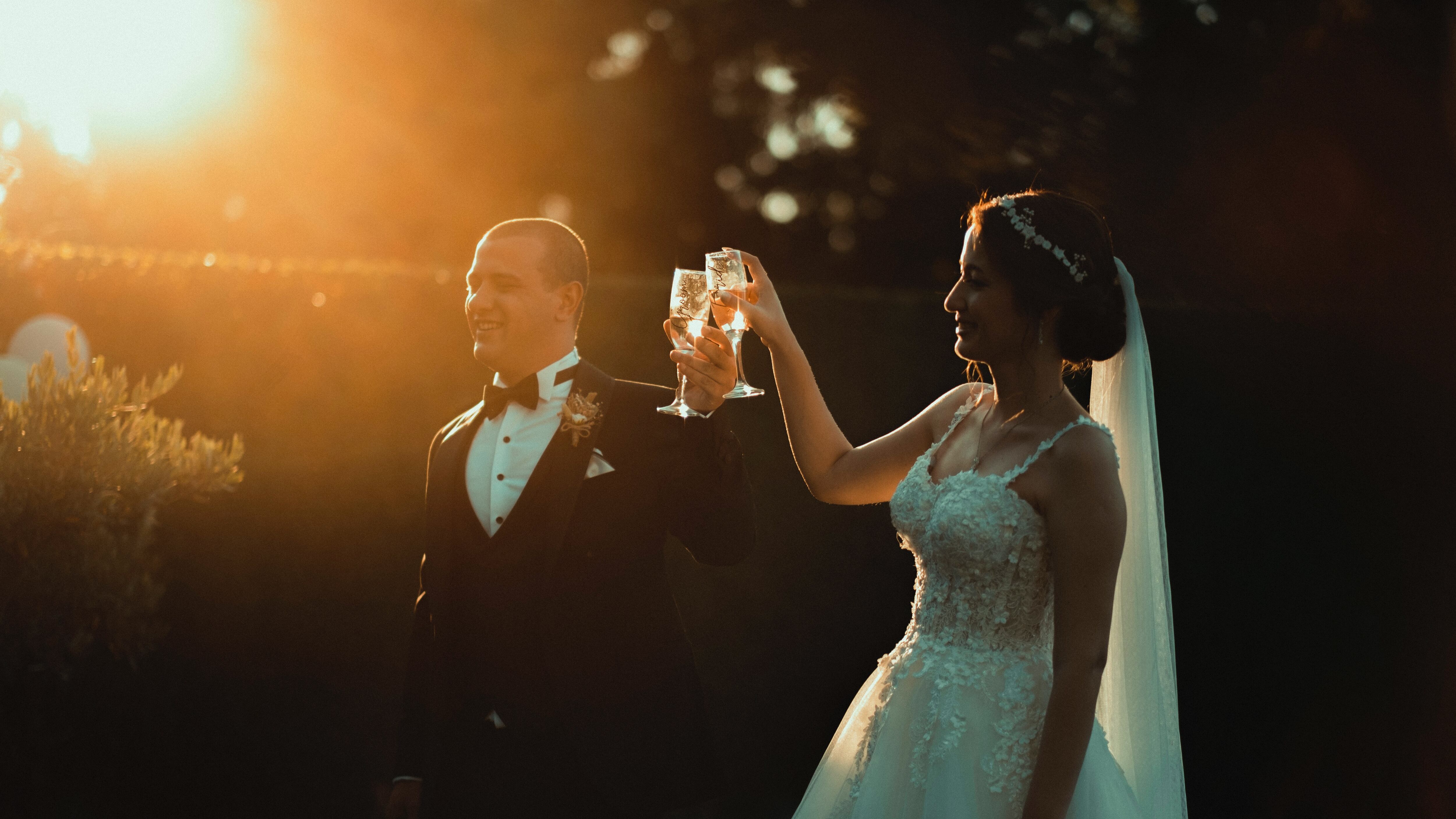 Noiva é chamada de “superior” por não colocar álcool em seu casamento