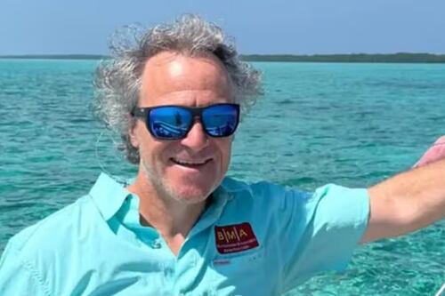 Empresário milionário é baleado dentro do próprio resort após sócios serem assassinados