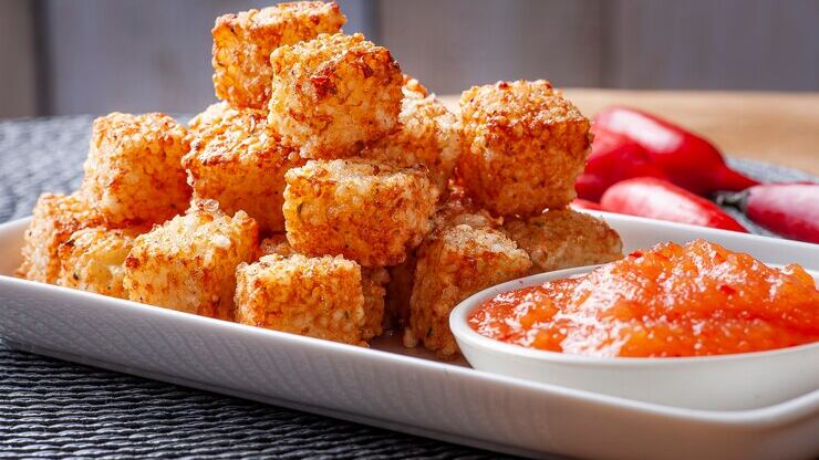 Receita deliciosa de dadinho de tapioca com queijo coalho que leva apenas 5 ingredientes