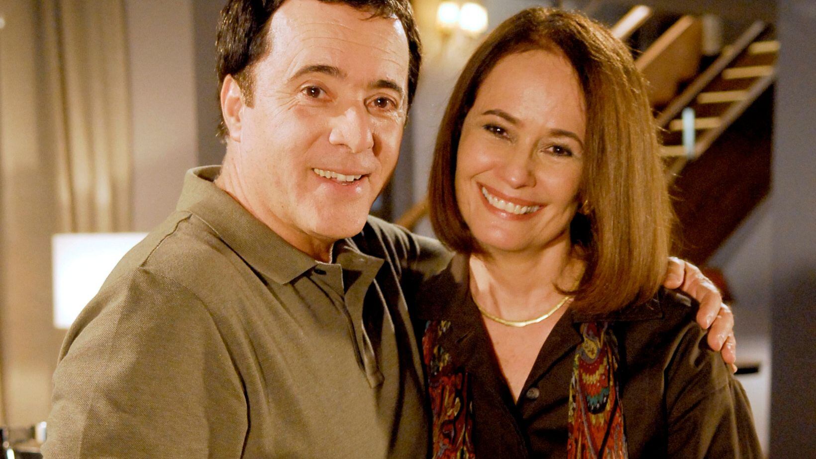 Paraíso Tropical: a traição de Antenor (Tony Ramos) foi descoberta por Ana Luísa (Renée de Vielmond)