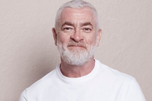 Chef envolvido em polêmicas assume papel de jurado no novo programa de Ana Maria Braga